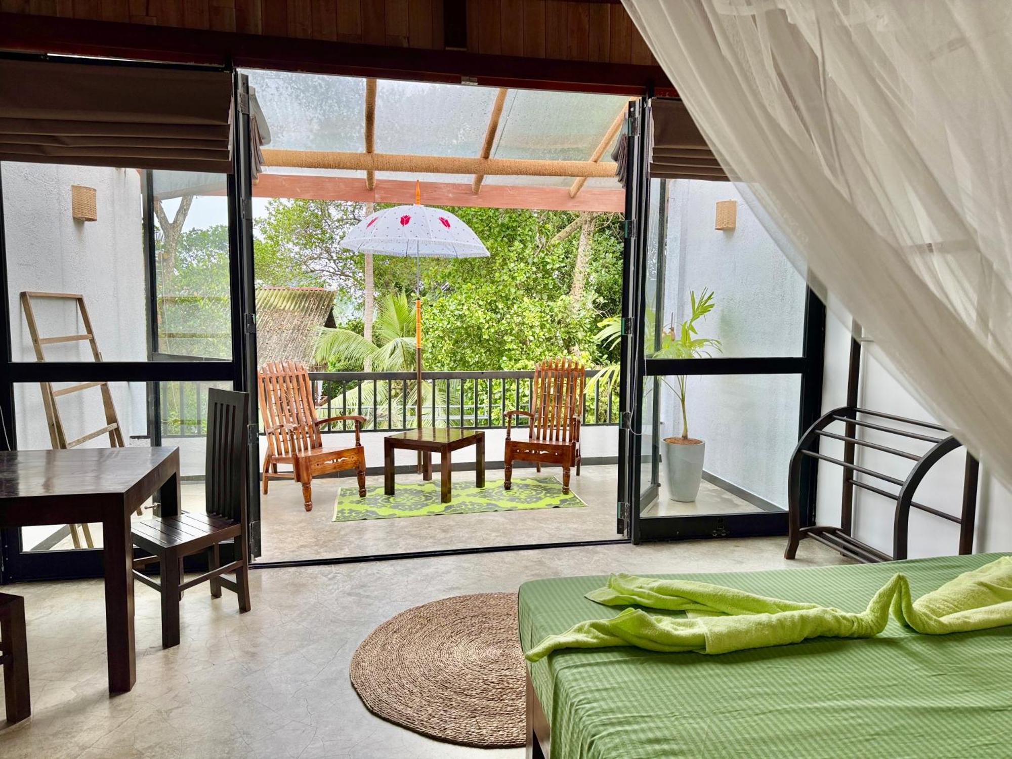 Swastha Ayurveda Villa Хіккадува Екстер'єр фото