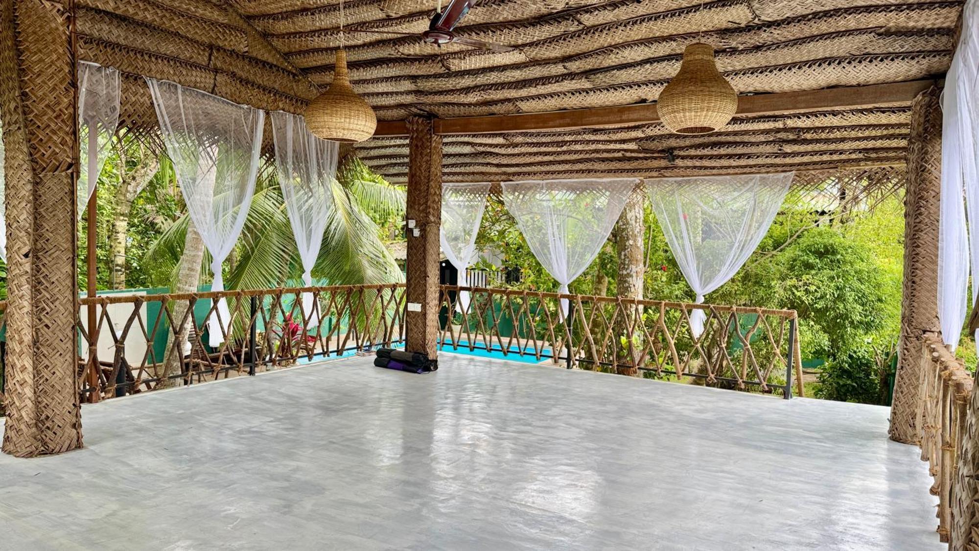 Swastha Ayurveda Villa Хіккадува Екстер'єр фото